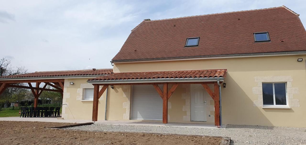 Maison En Perigord Plazac Bagian luar foto